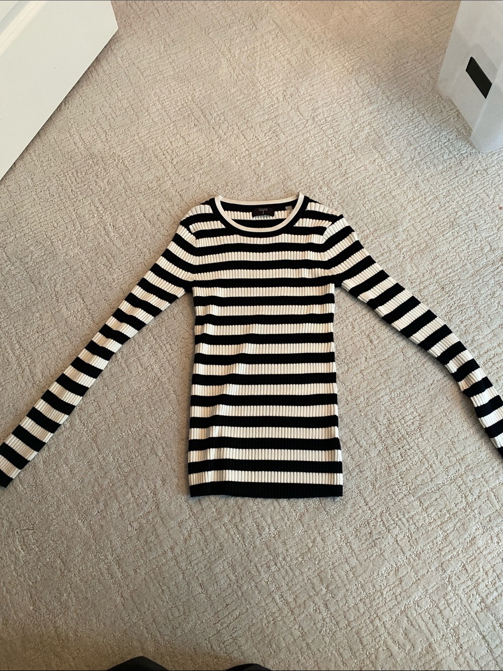 Striped Ribbed Longsleeve - Picture 4 of 4